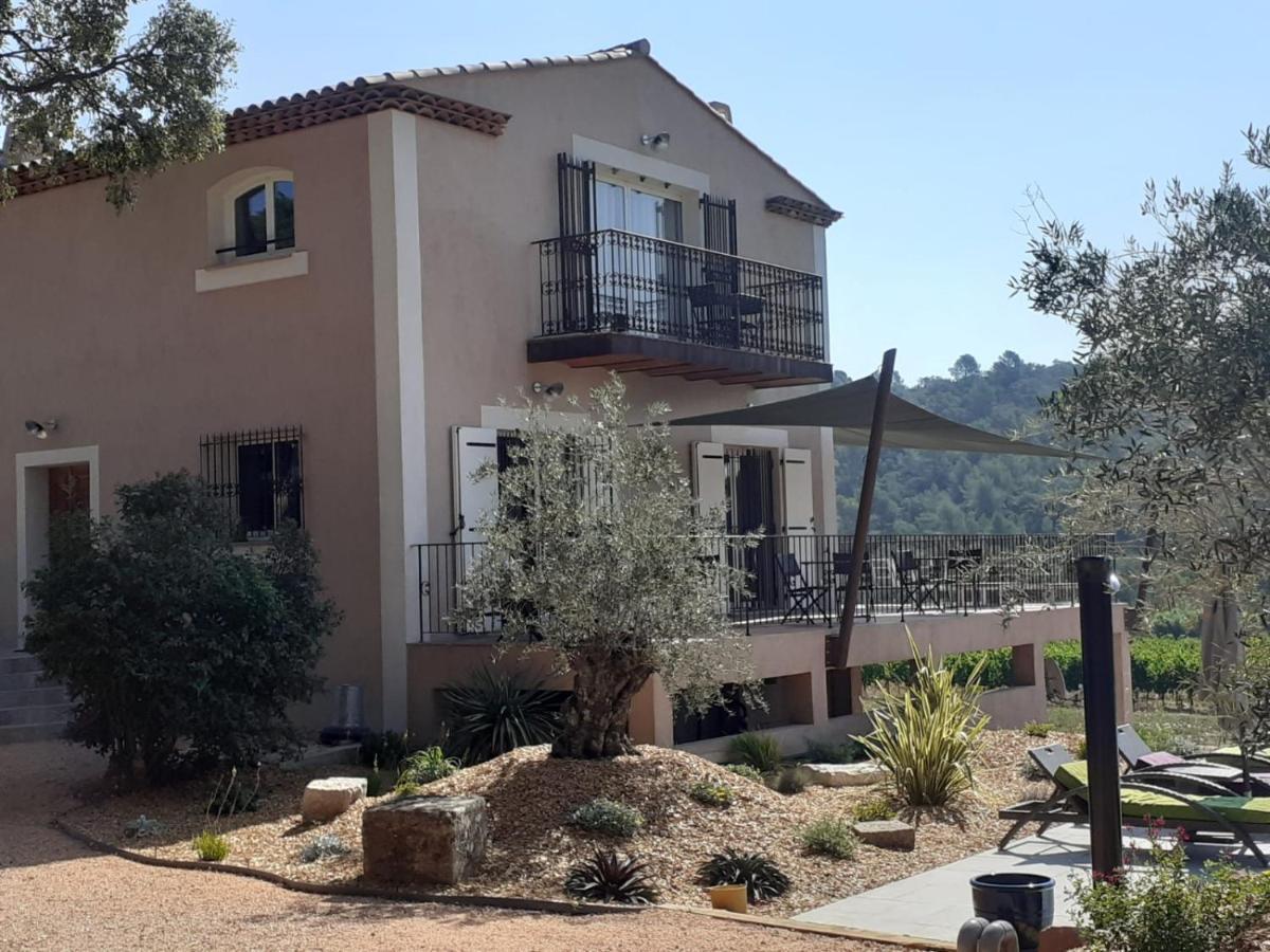 Sous Les Pins Gites Et Chambres D'Hotes La Londe-les-Maures Exterior foto