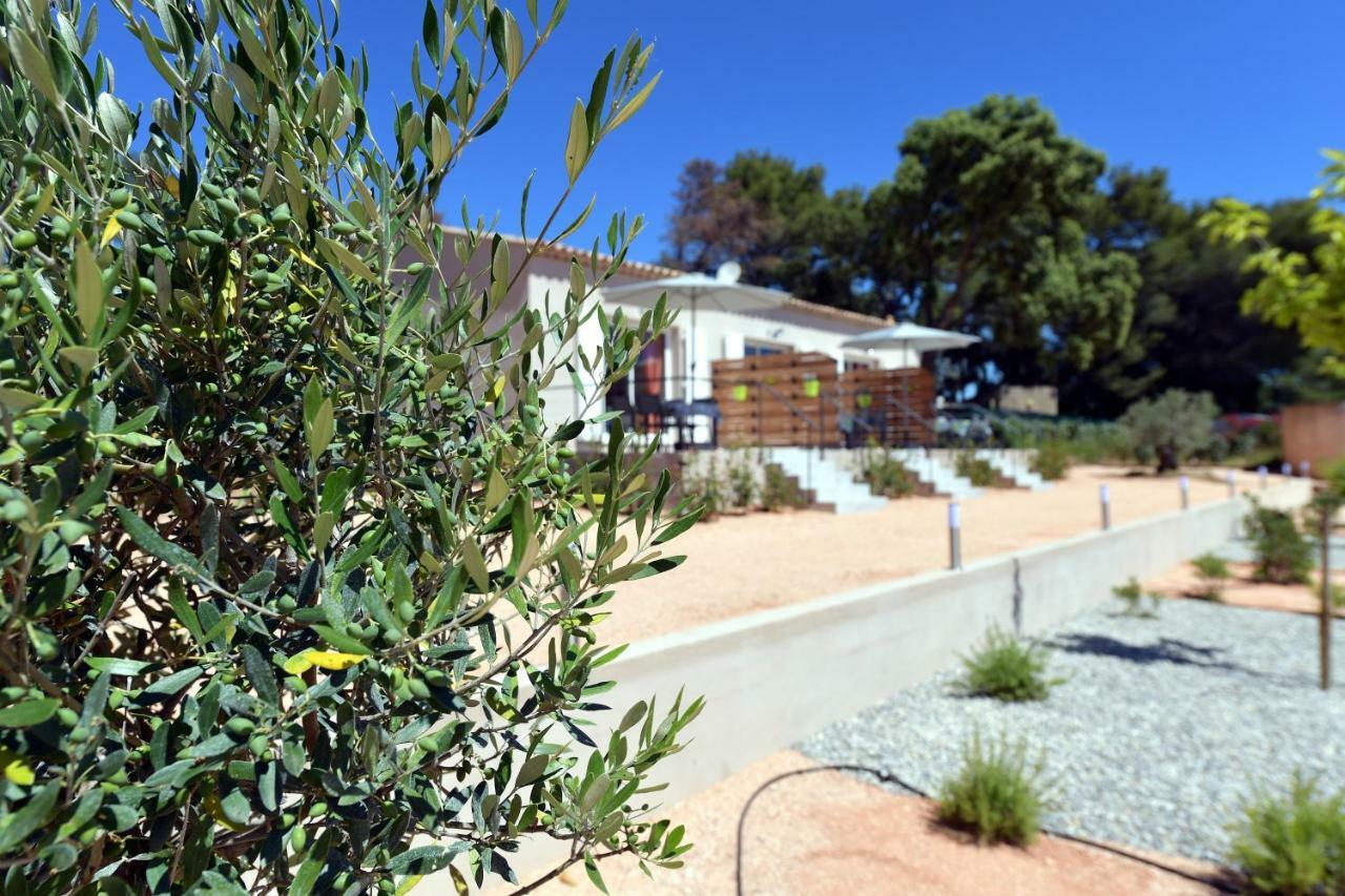 Sous Les Pins Gites Et Chambres D'Hotes La Londe-les-Maures Exterior foto